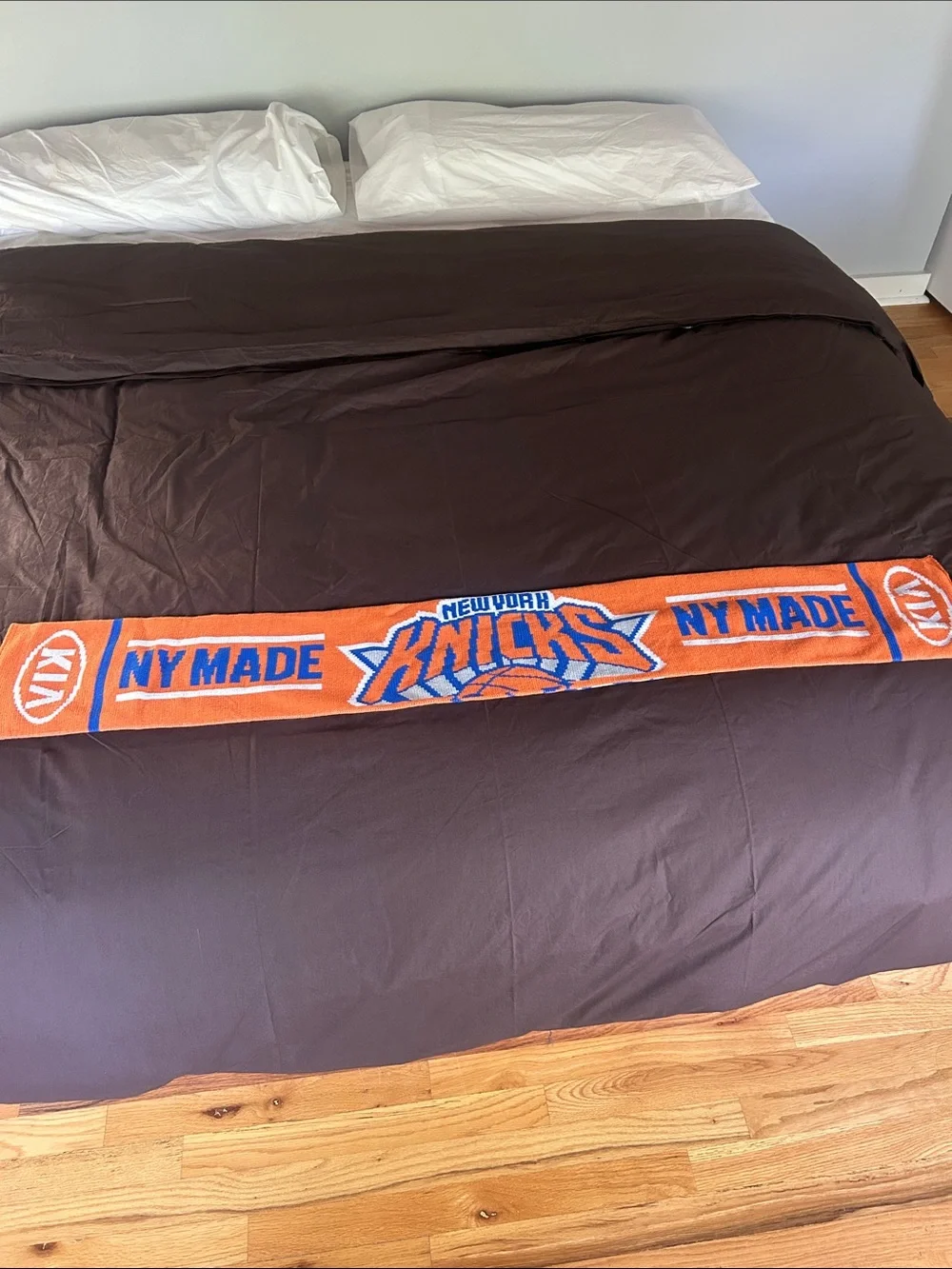 NY KNICKS KIA promo neck scarf